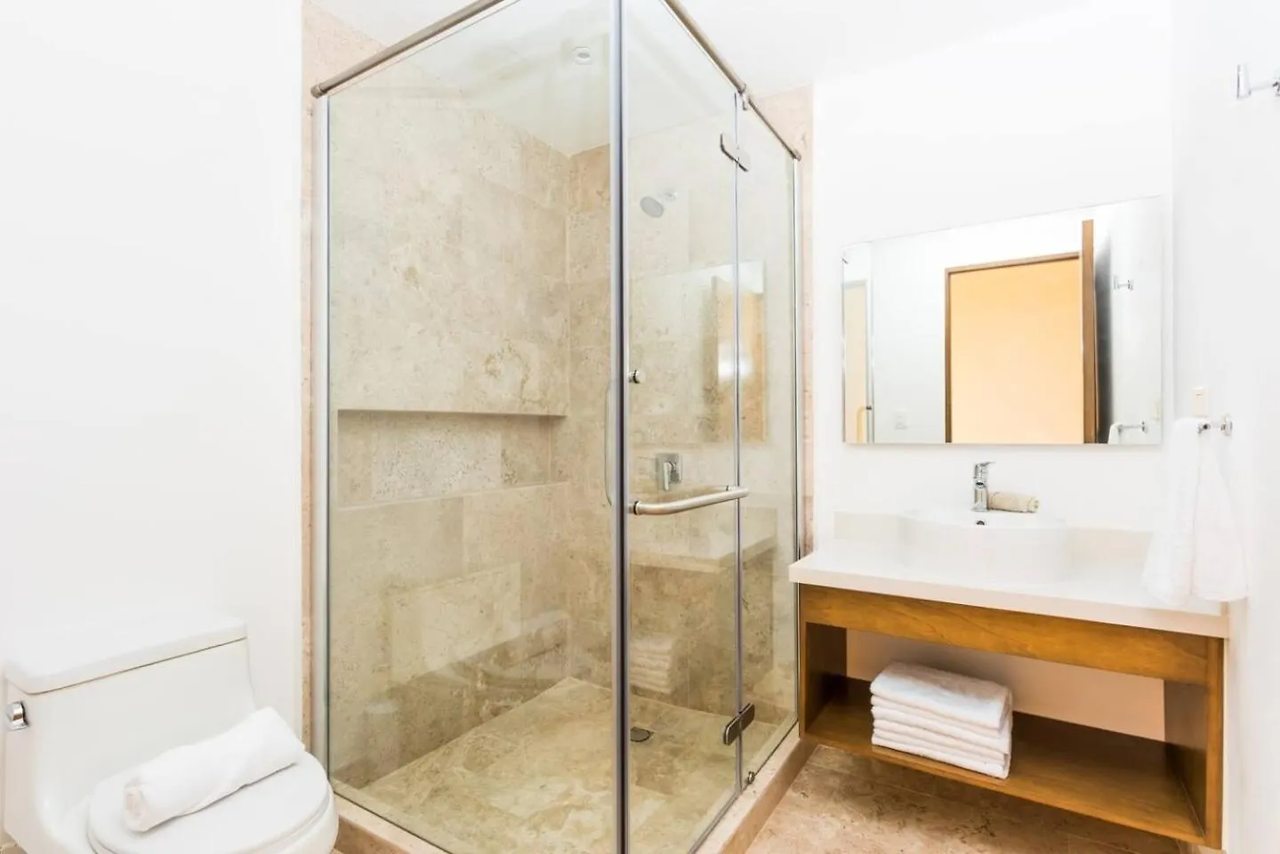 Beautiful 1Br Apartment In The Heart Of Playa Playa del Carmen